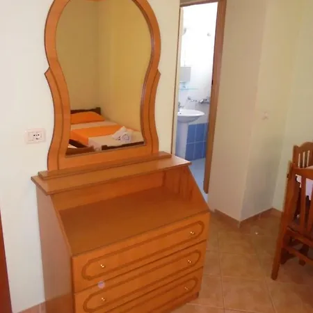 Aparthotel Dema