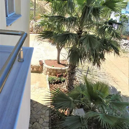 Aparthotel Dema Ksamil