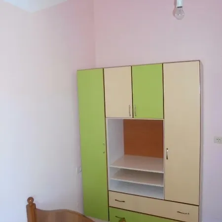 Dema Ksamil
